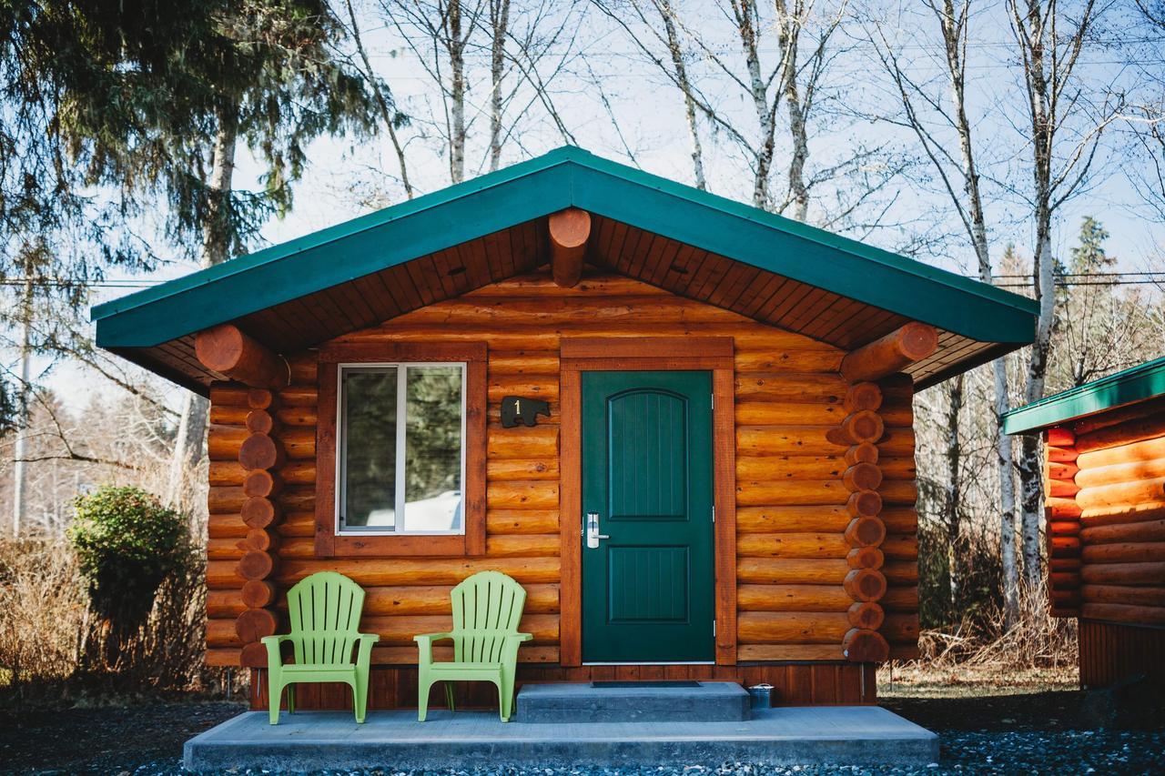 Port Hardy Cabins Exteriör bild